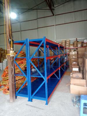 kệ trung tải và kệ tải nặng